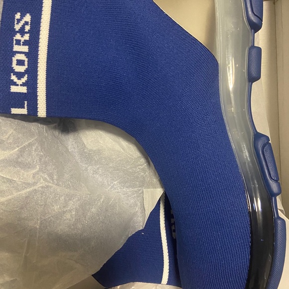 Booties - Picture 4 of 5